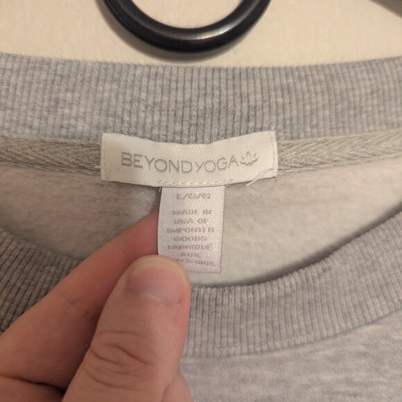 Beyond Yoga Solstice Oversized Sweatshirt - Picture 7 of 8